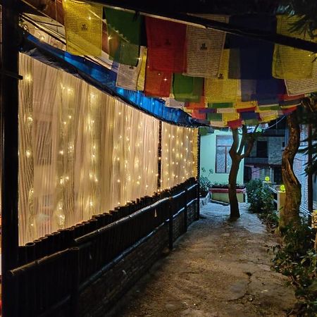 Moustache Mcleodganj McLeod Ganj Exterior foto