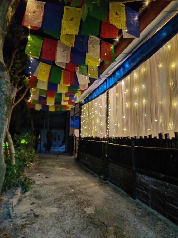 Moustache Mcleodganj McLeod Ganj Exterior foto